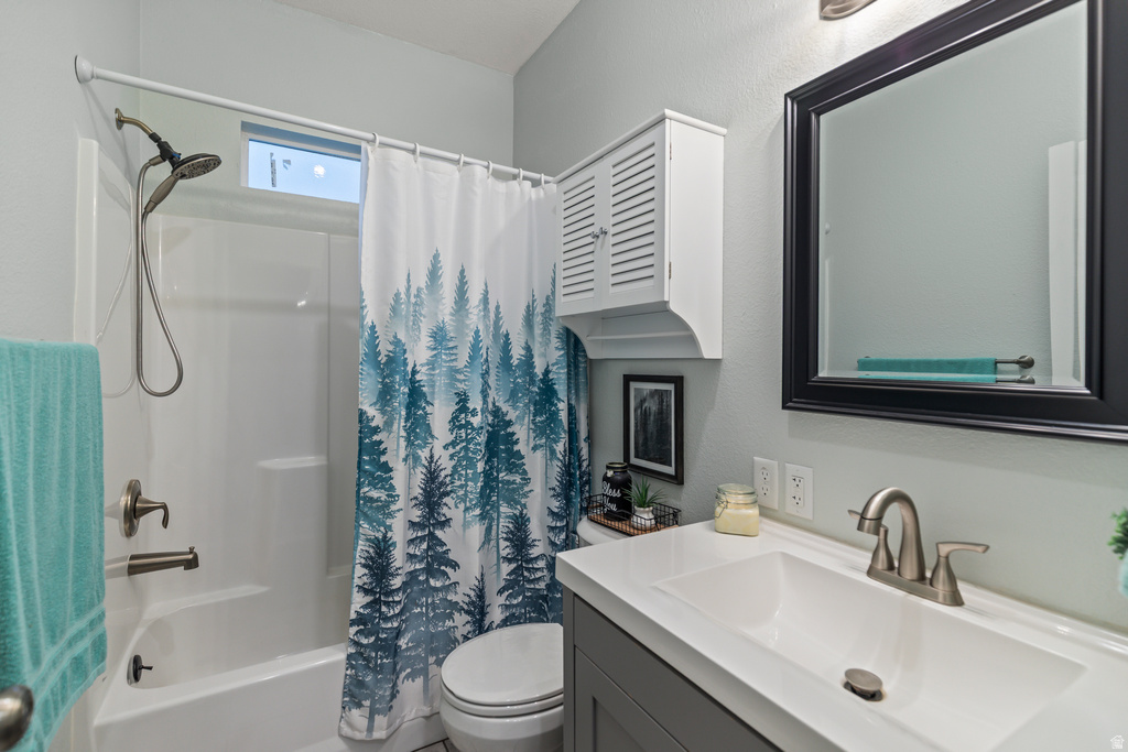 847 S 300 E Monroe, UT 84754