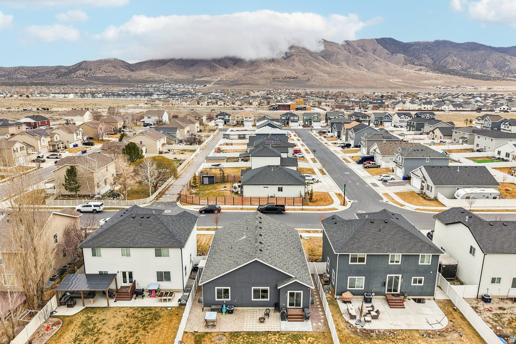 3747 N DEEPWATER DR Eagle Mountain, UT 84005