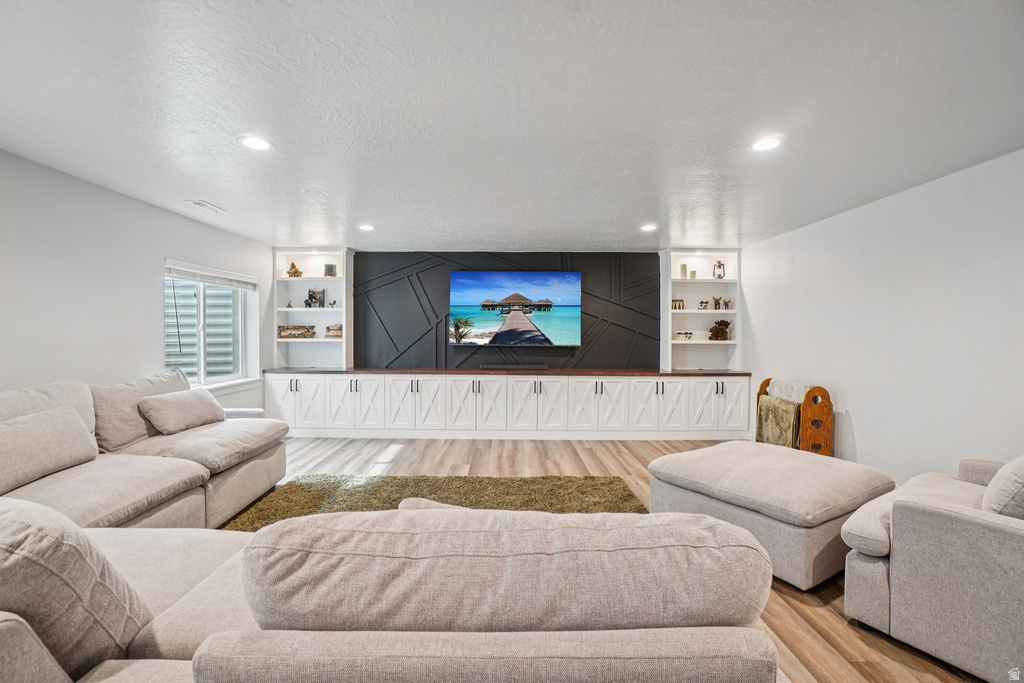 3747 N DEEPWATER DR Eagle Mountain, UT 84005