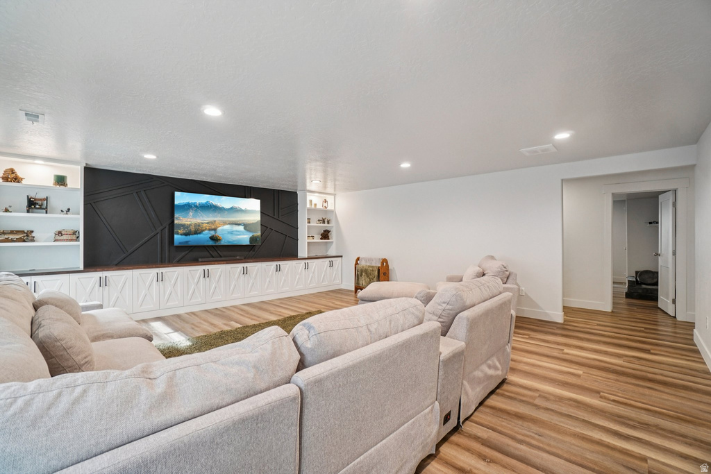 3747 N DEEPWATER DR Eagle Mountain, UT 84005