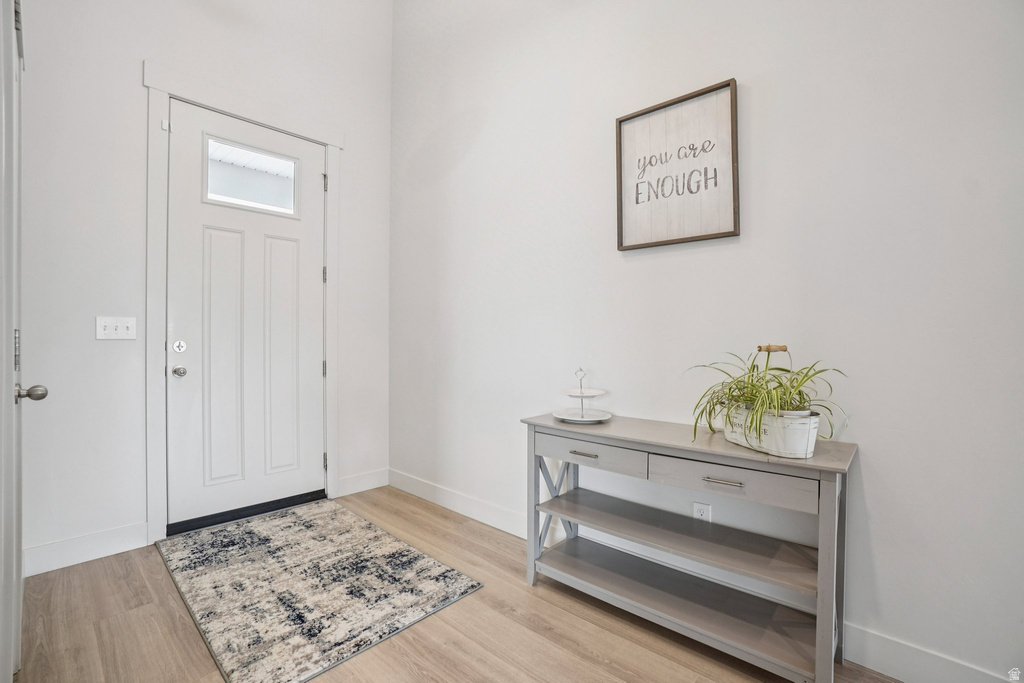 3747 N DEEPWATER DR Eagle Mountain, UT 84005