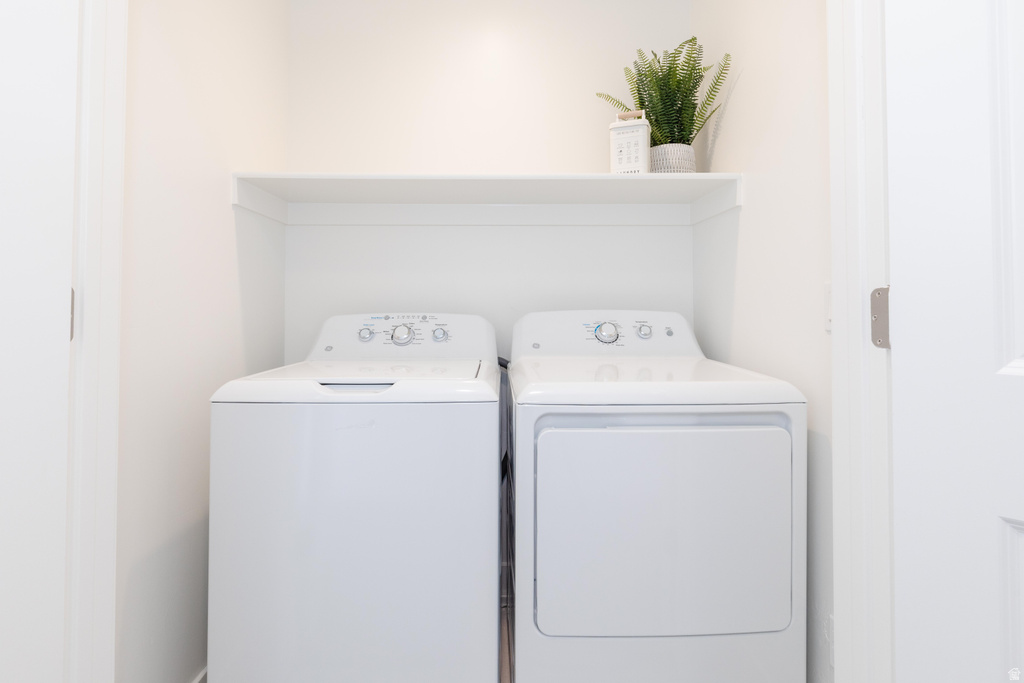 526 N RICHLAND VALLEY ST #10 Garden City, UT 84028