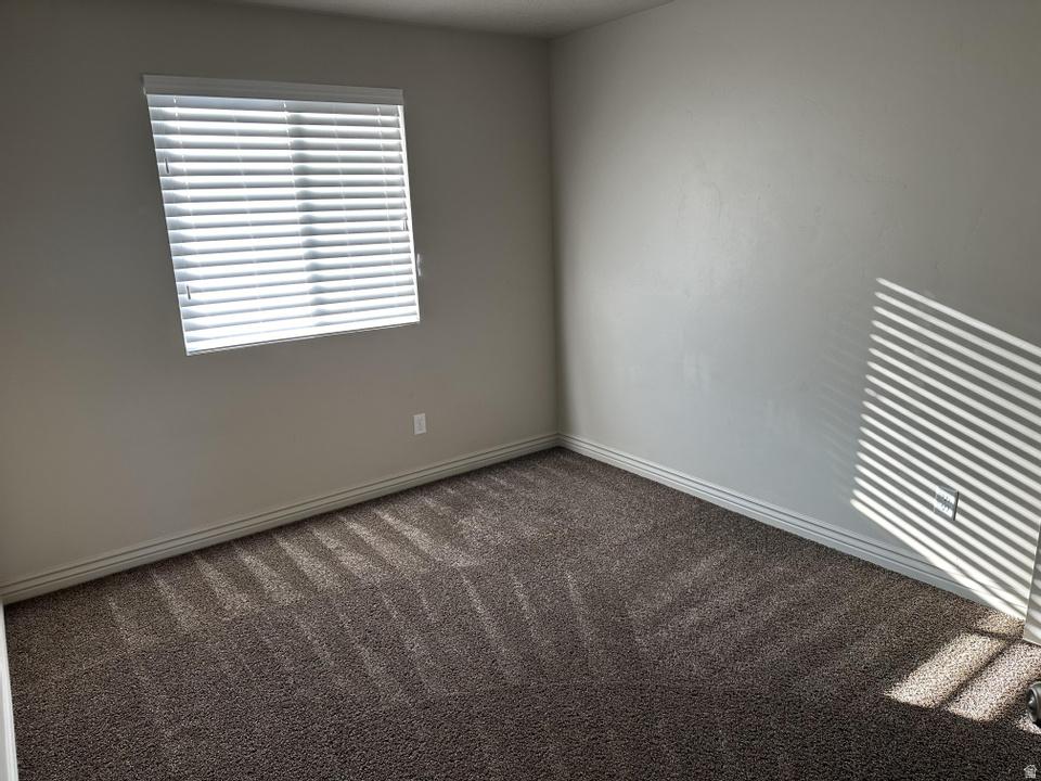 1157 W EXCALIBUR WAY West Haven, UT 84401