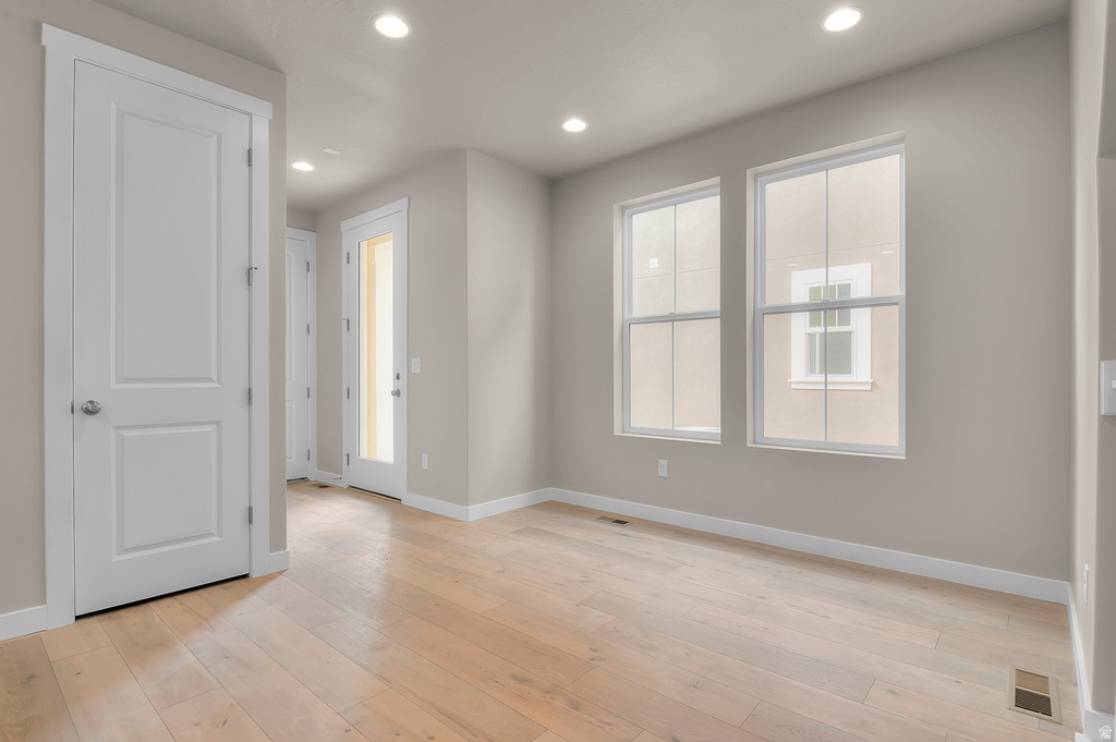 11178 S FORDMAN WAY South Jordan, UT 84009