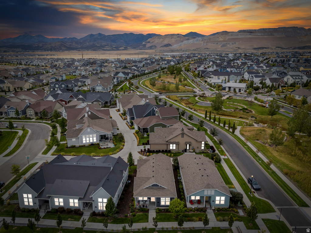 6101 W LAKE AVE South Jordan, UT 84009