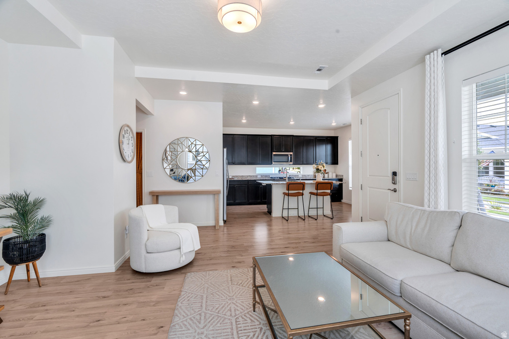 6101 W LAKE AVE South Jordan, UT 84009