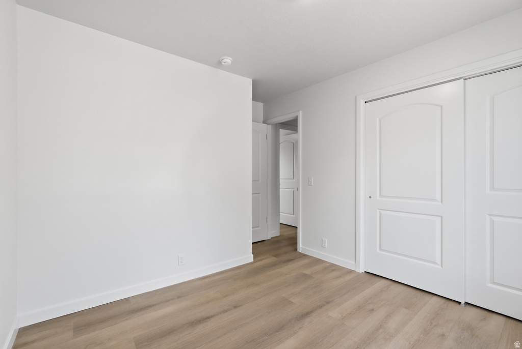 9828 S PINEHURST DR Sandy, UT 84092