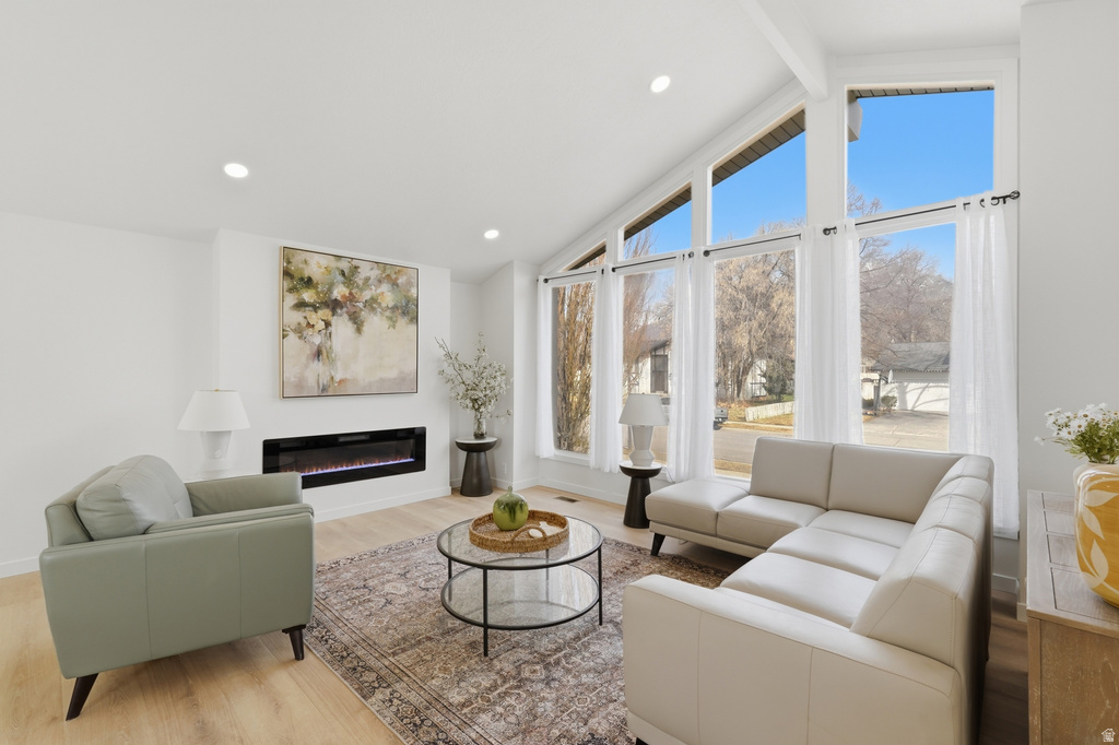 9828 S PINEHURST DR Sandy, UT 84092