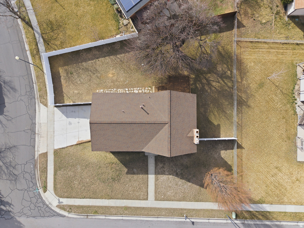 9828 S PINEHURST DR Sandy, UT 84092