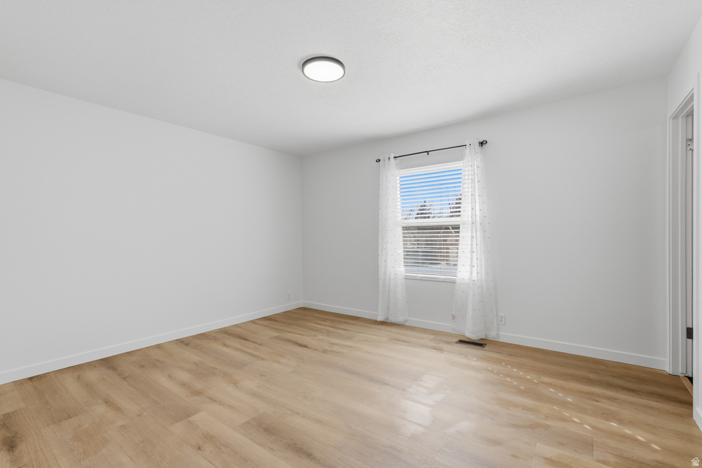 9828 S PINEHURST DR Sandy, UT 84092