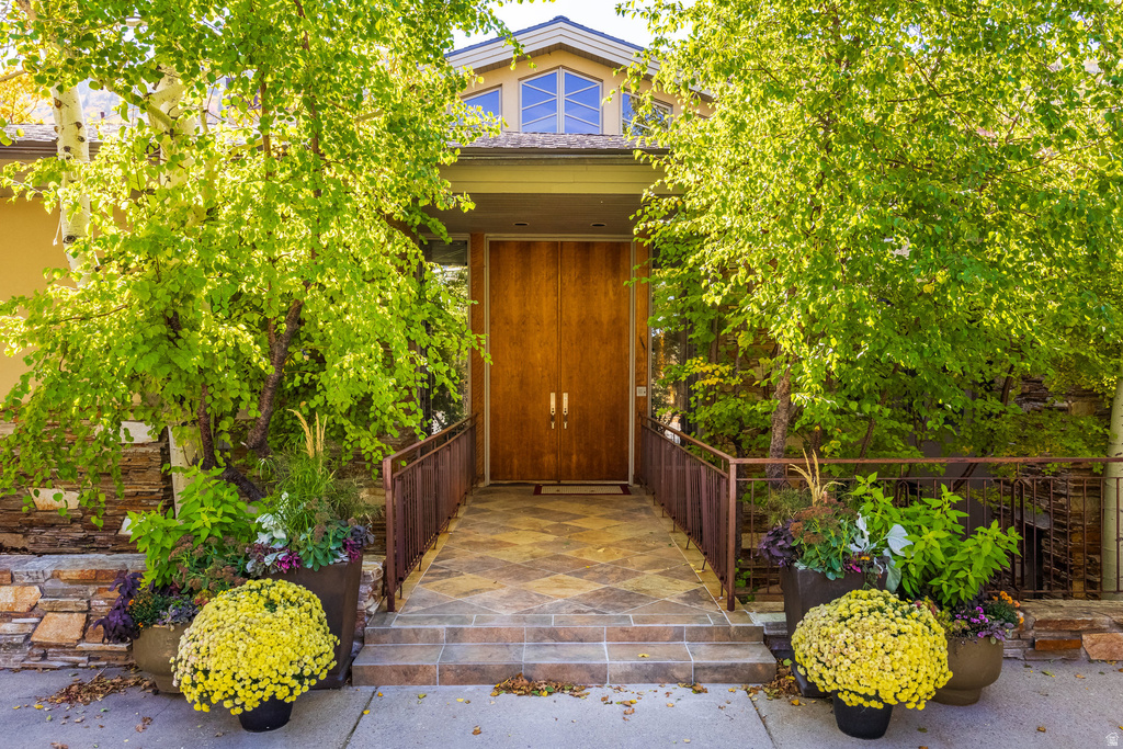 14 CANYON CT Park City, UT 84060