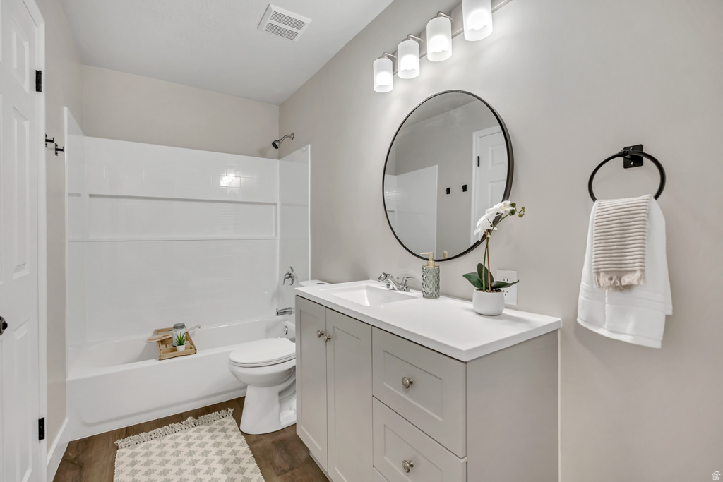 1551 W 2050 N Clinton, UT 84015