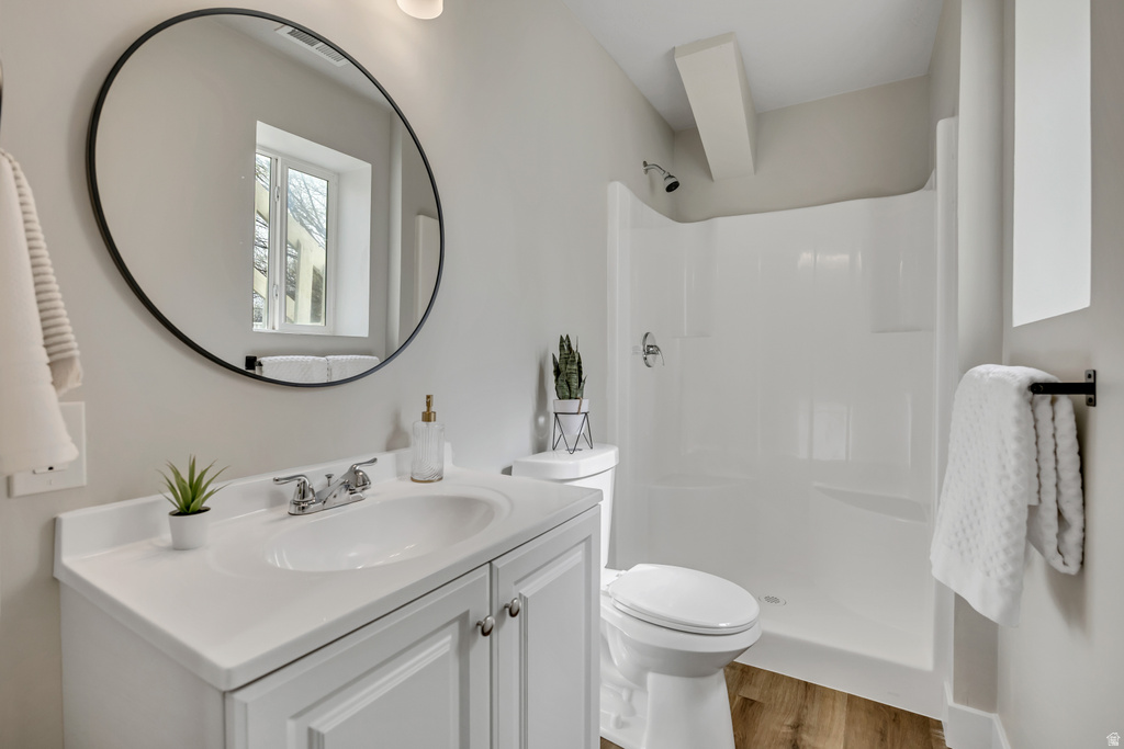 1551 W 2050 N Clinton, UT 84015