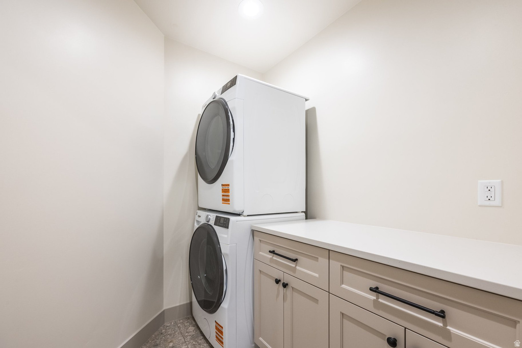 2065 E CHIMNEY ROCK CIR Heber City, UT 84032