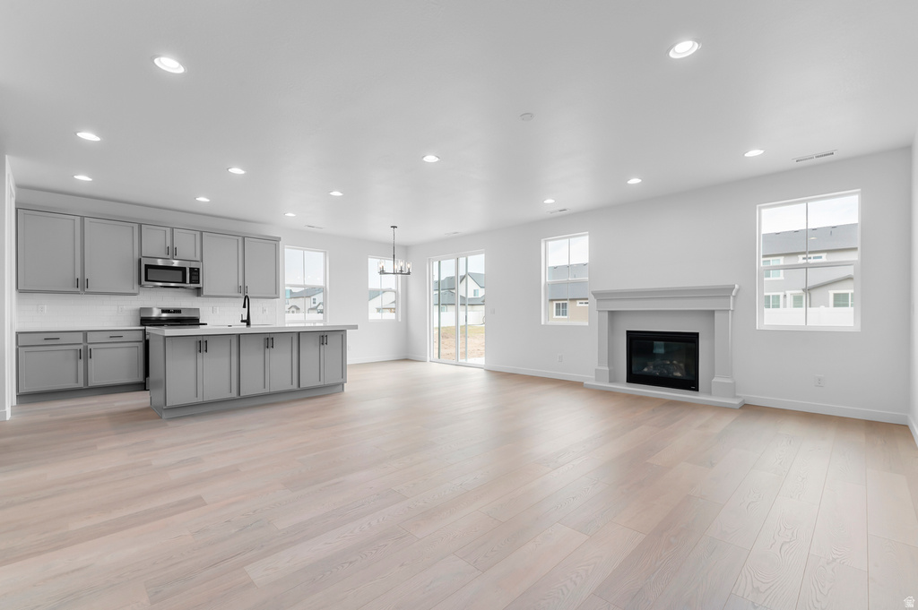 1869 S 2425 W West Haven, UT 84401