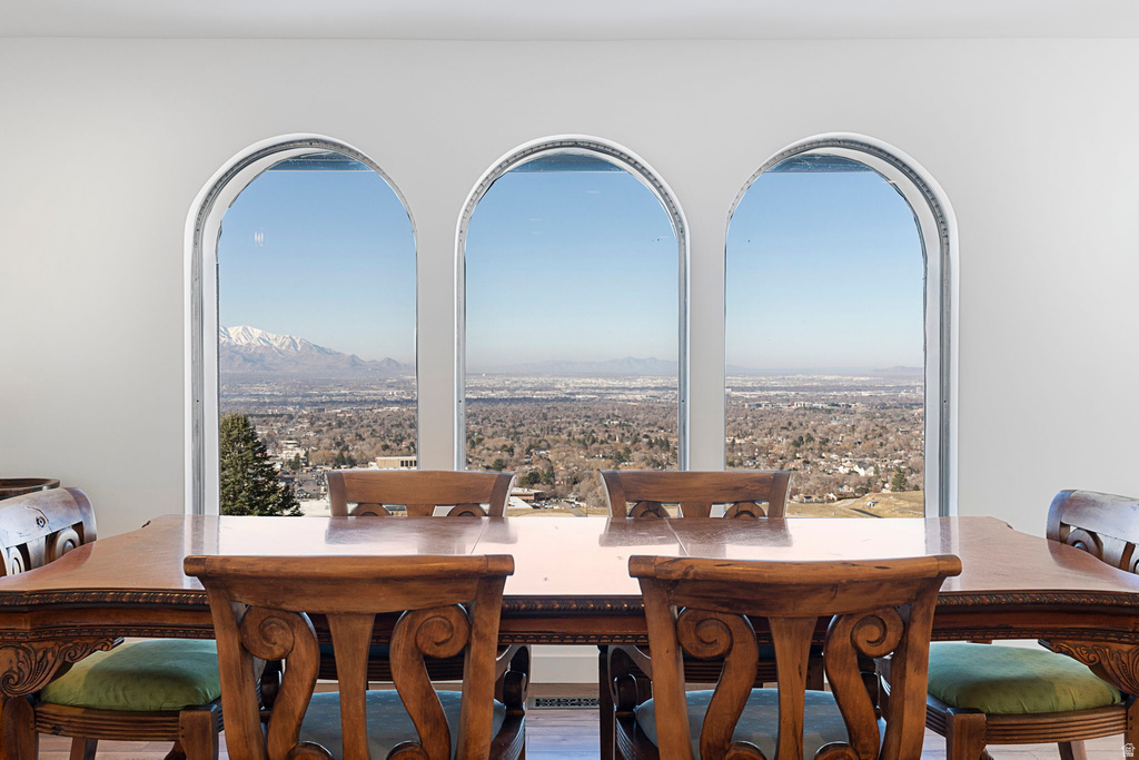 3252 S TETON DR Salt Lake City, UT 84109