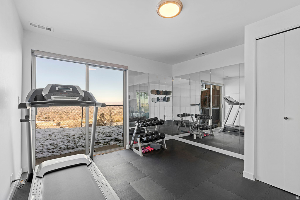 3252 S TETON DR Salt Lake City, UT 84109