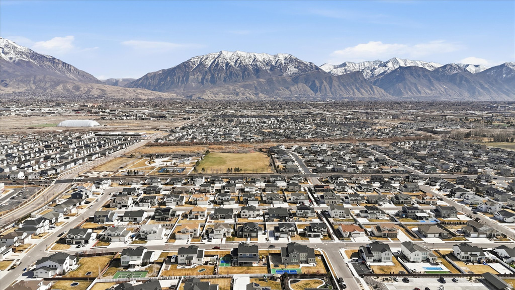 271 N 110 W Vineyard, UT 84059