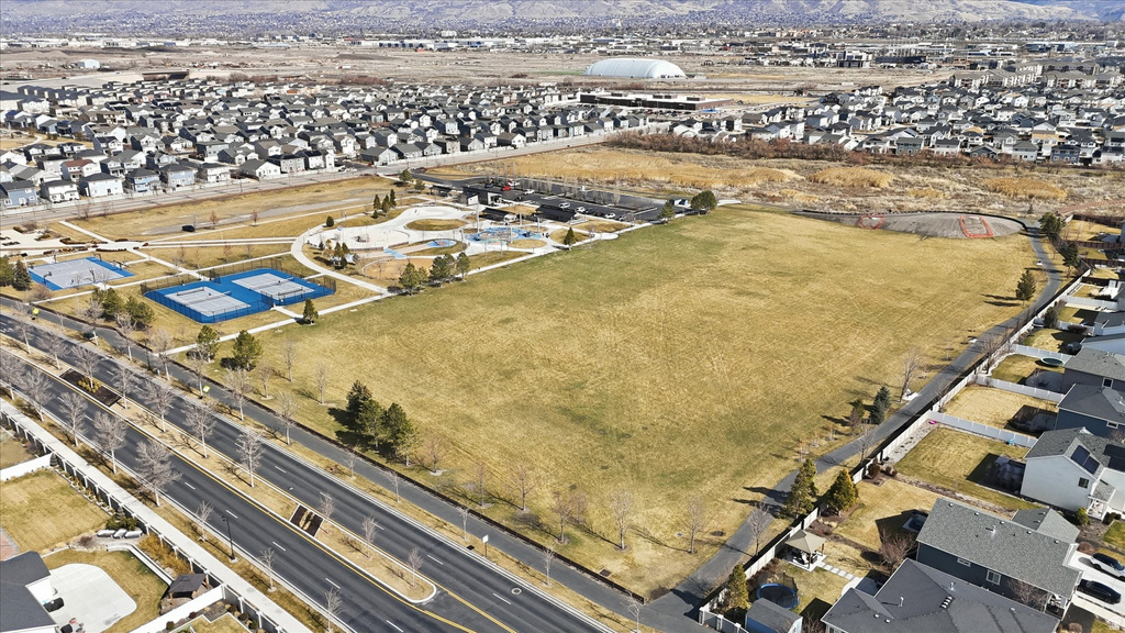 271 N 110 W Vineyard, UT 84059