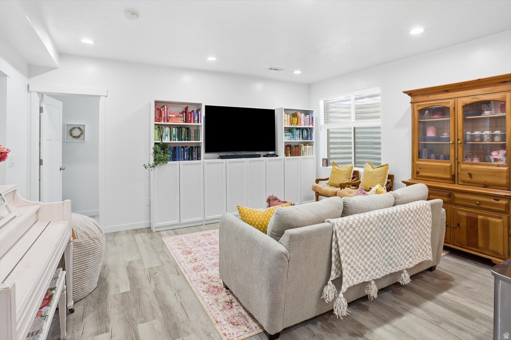 271 N 110 W Vineyard, UT 84059