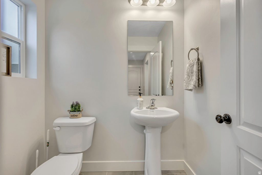 205 E CRANER PEAK DR Eagle Mountain, UT 84005