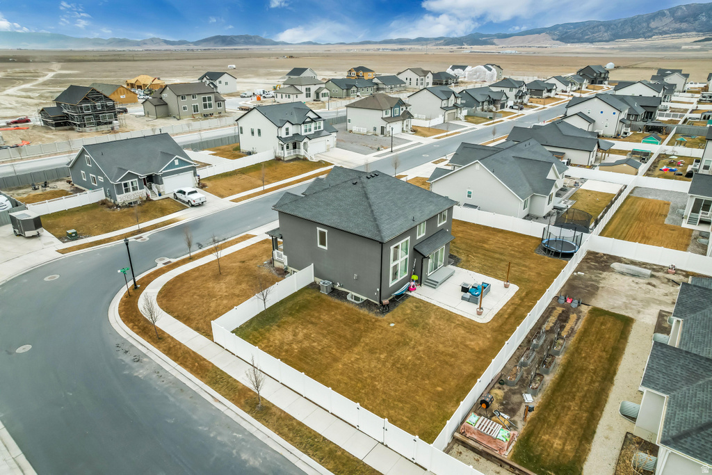 205 E CRANER PEAK DR Eagle Mountain, UT 84005