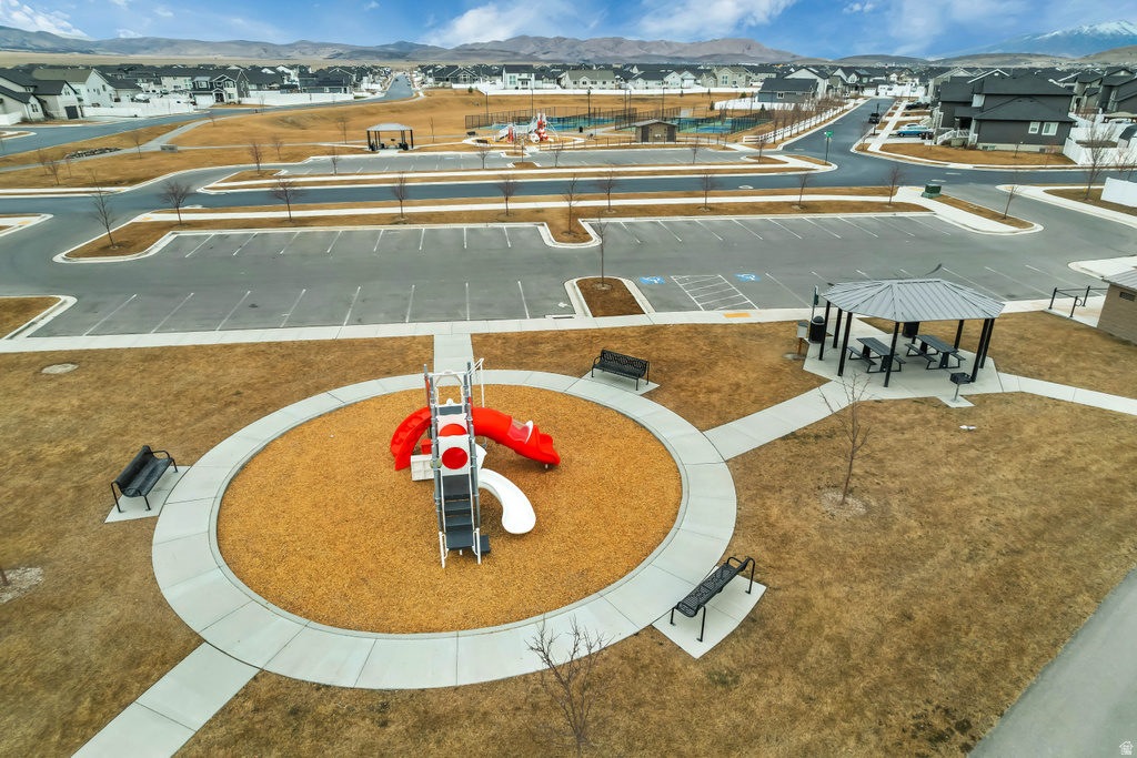 205 E CRANER PEAK DR Eagle Mountain, UT 84005