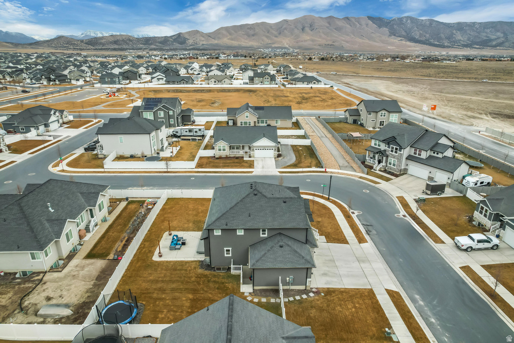 205 E CRANER PEAK DR Eagle Mountain, UT 84005