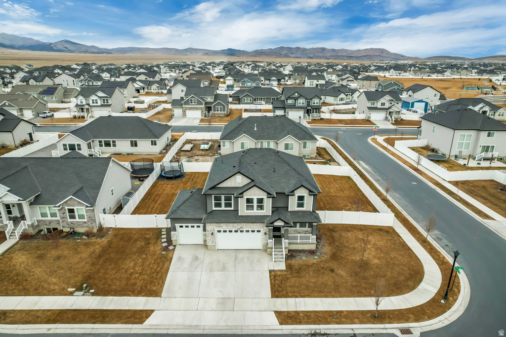 205 E CRANER PEAK DR Eagle Mountain, UT 84005