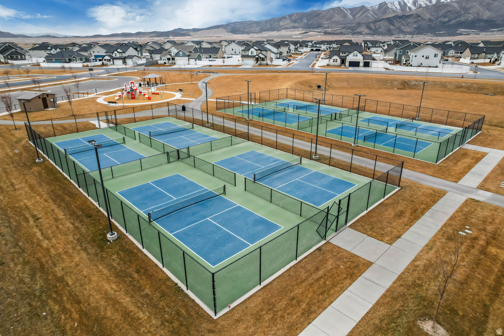 205 E CRANER PEAK DR Eagle Mountain, UT 84005