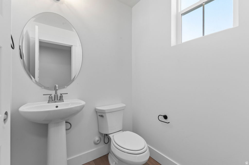 1944 S 2425 W West Haven, UT 84401