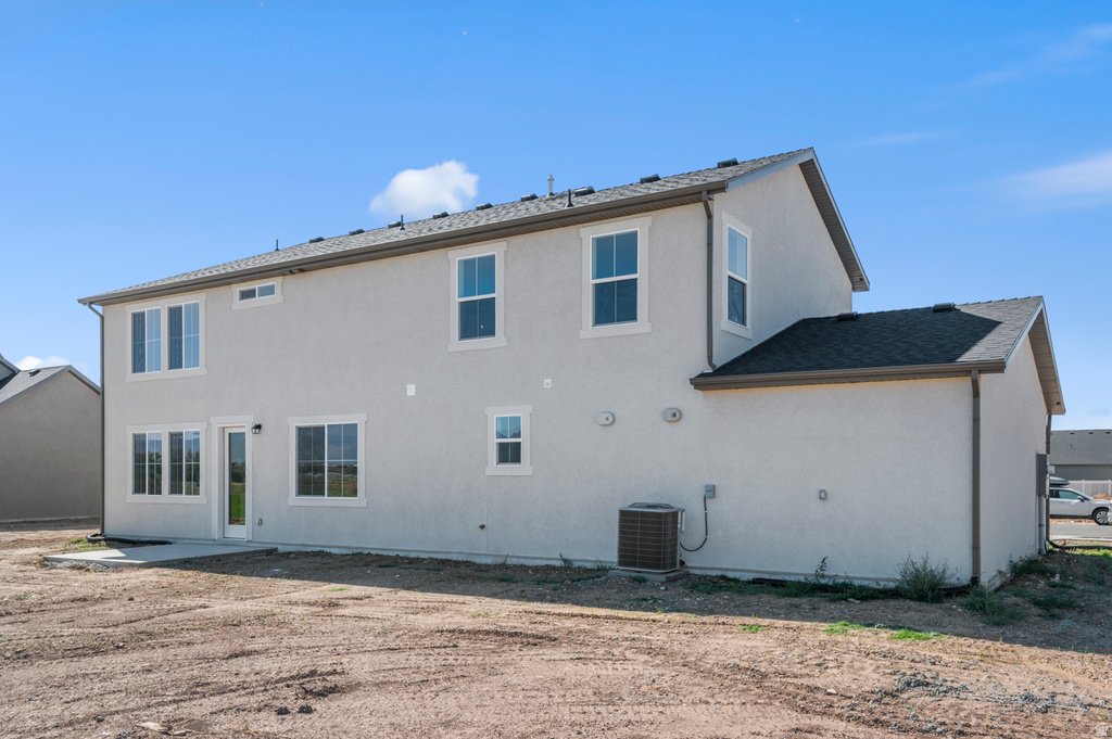 1944 S 2425 W West Haven, UT 84401