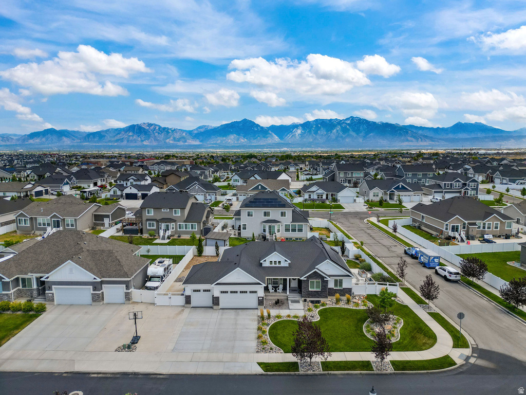 8339 S ALLISON BEND DR West Jordan, UT 84081