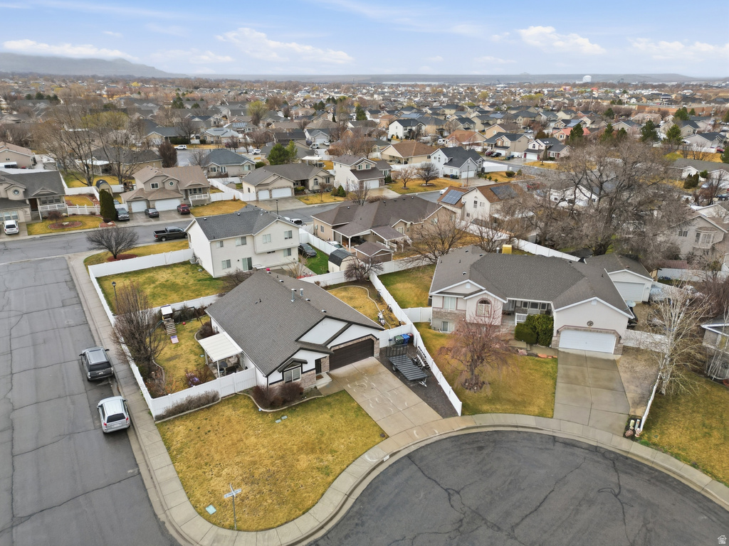 3272 S SHARAL CIR West Valley City, UT 84128