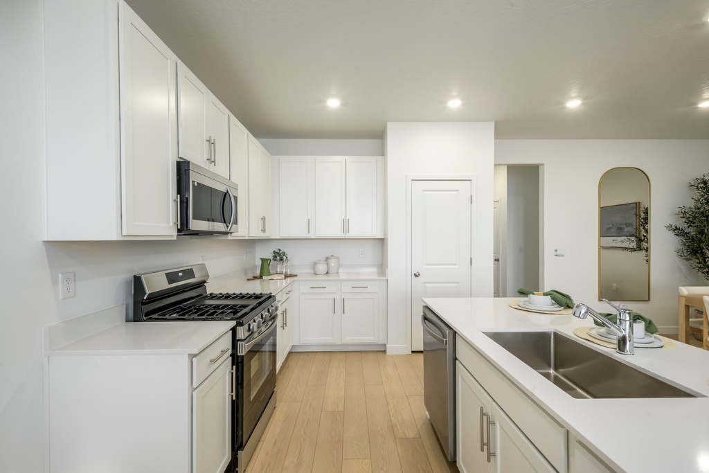 1608 W VIOLA LN #3040 Saratoga Springs, UT 84045