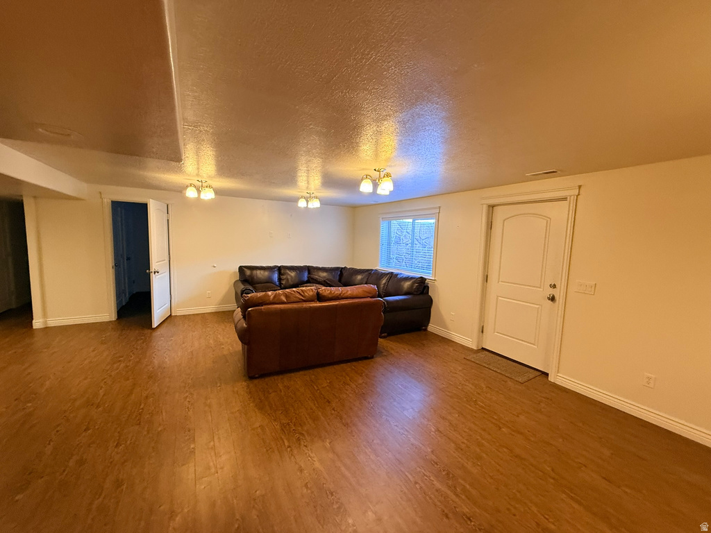 1492 N 1615 W Clinton, UT 84015