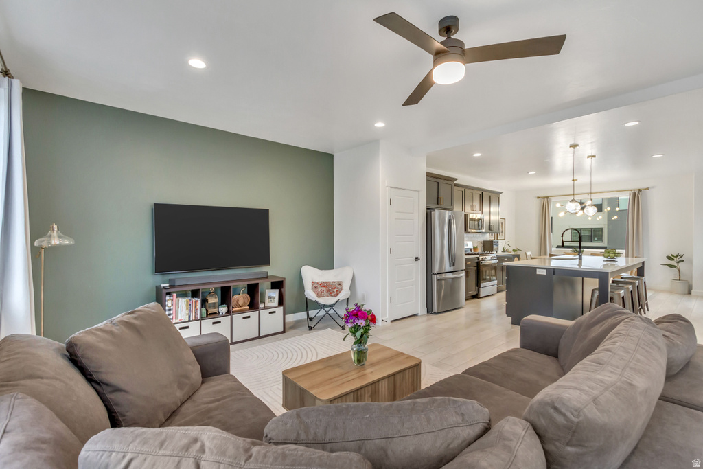 788 W BRONZE LEAF RD American Fork, UT 84003