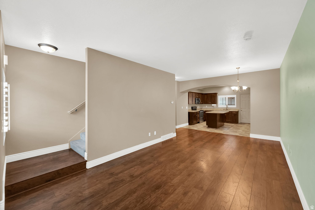 36 E OPEQUON RD Sandy, UT 84070