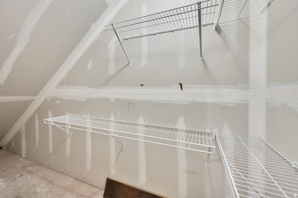 36 E OPEQUON RD Sandy, UT 84070