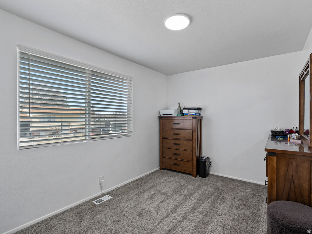 2977 S BREEZE DR Magna, UT 84044