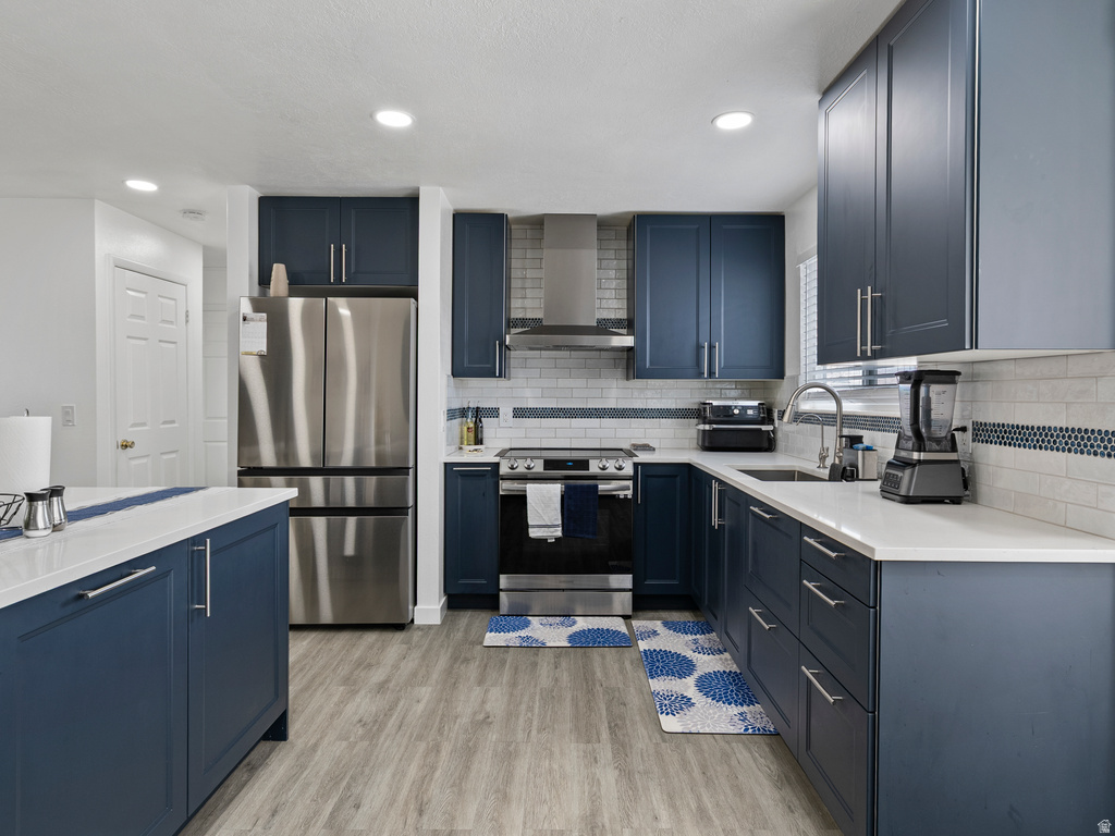 2977 S BREEZE DR Magna, UT 84044