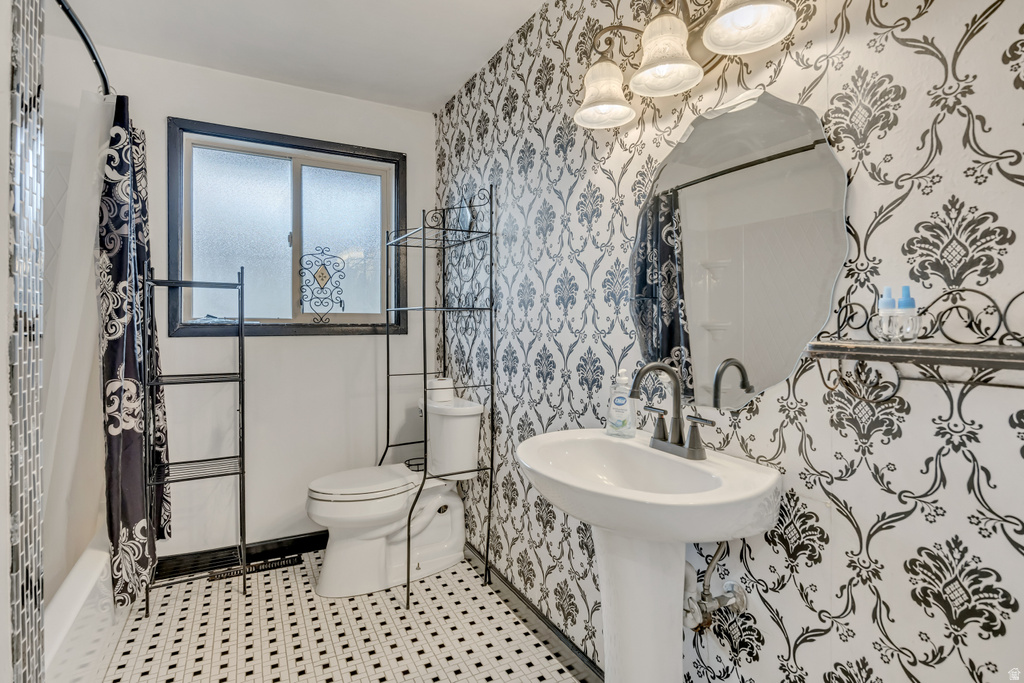 158 W 2200 N Sunset, UT 84015