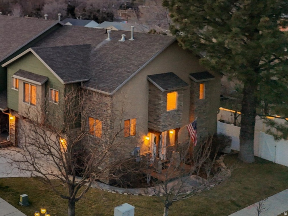 687 E ORCHARD VISTA CT Midvale, UT 84047