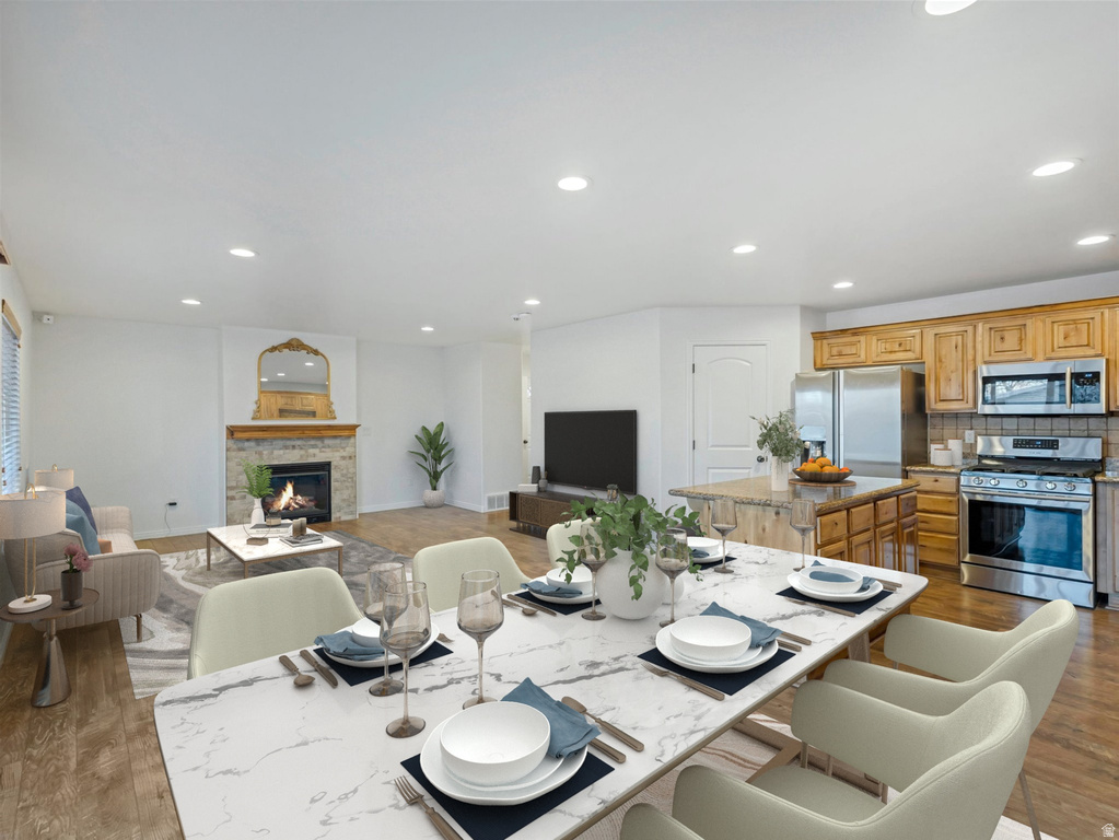 687 E ORCHARD VISTA CT Midvale, UT 84047