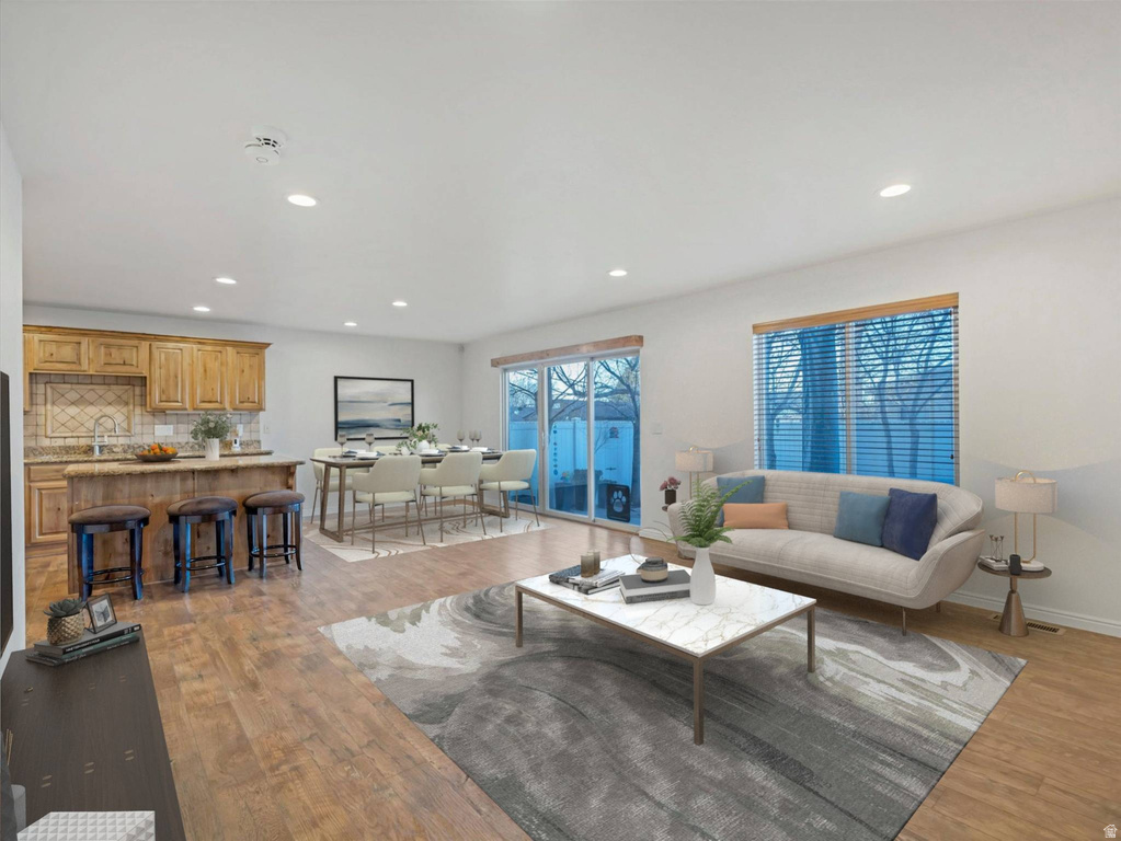 687 E ORCHARD VISTA CT Midvale, UT 84047