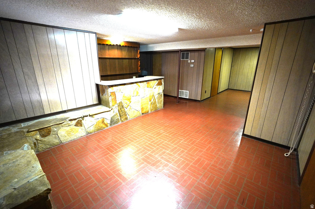 415 JACKSON AVE Ogden, UT 84404