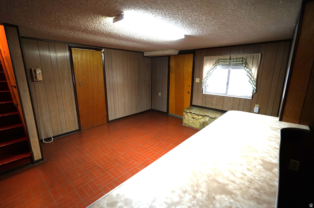 415 JACKSON AVE Ogden, UT 84404