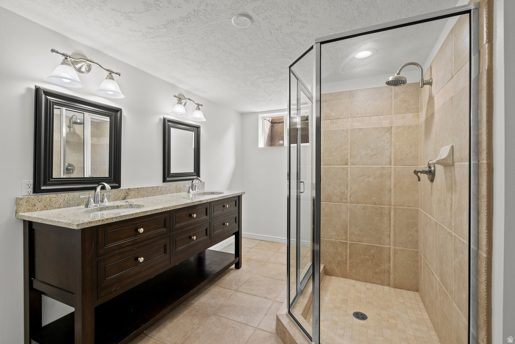 2765 E BLUE SPRUCE DR Holladay, UT 84117