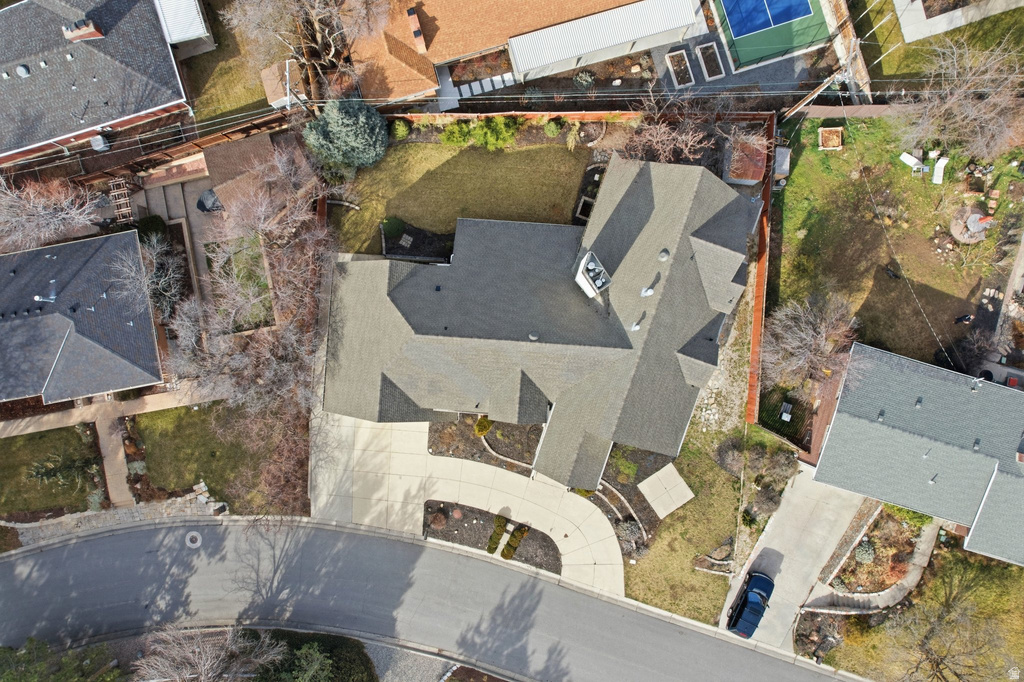 2765 E BLUE SPRUCE DR Holladay, UT 84117