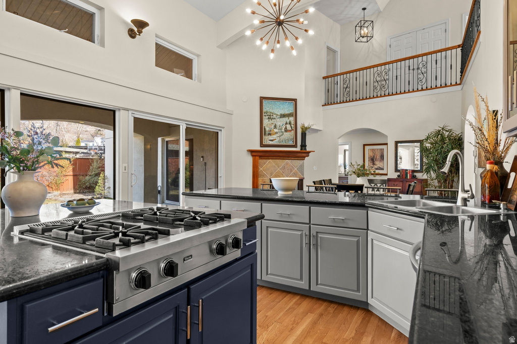 2765 E BLUE SPRUCE DR Holladay, UT 84117